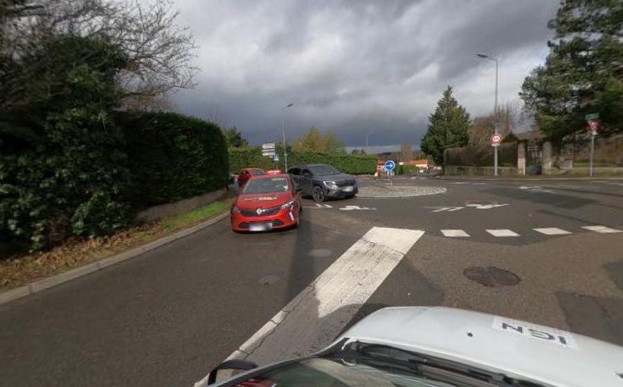 Vue du Rond-point anonyme n°248800317