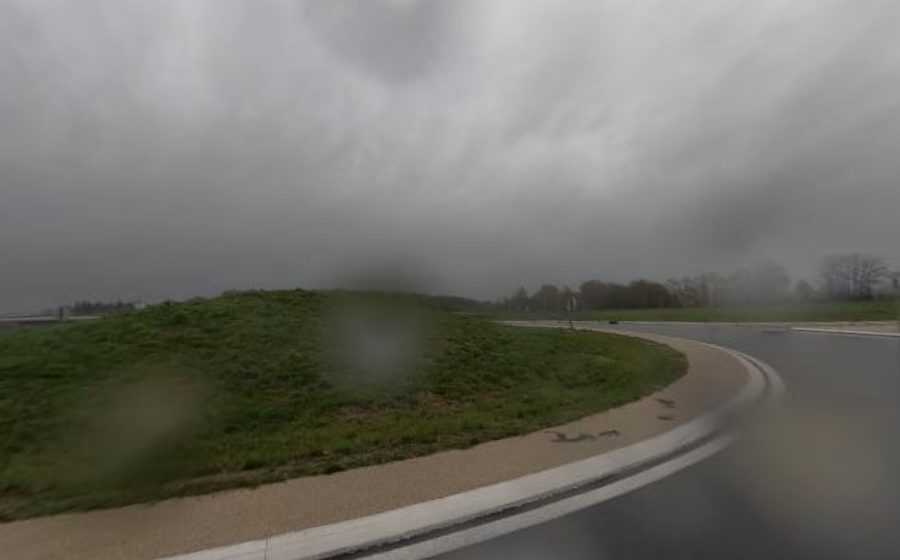 Vue du Rond-point anonyme n°249350908