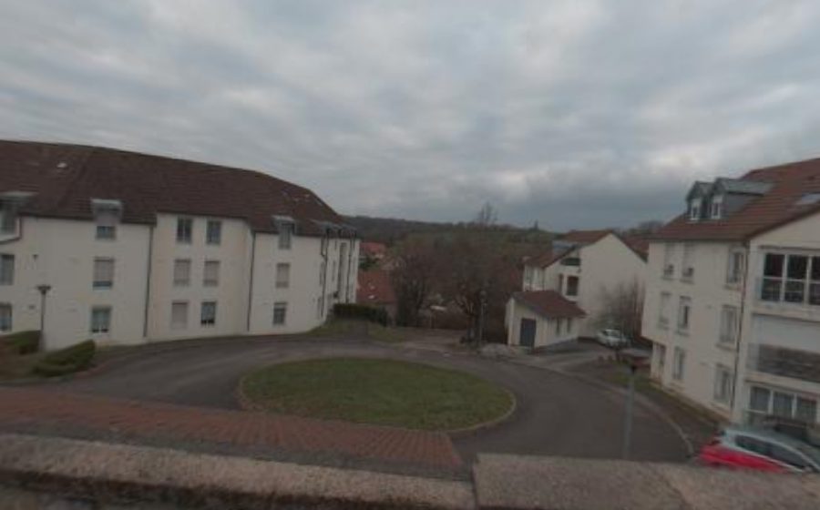 Vue du Rond-point anonyme n°249382442