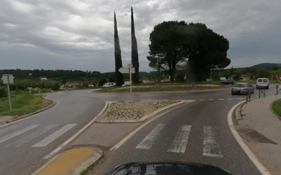 Vue du Rond-point anonyme n°24942093