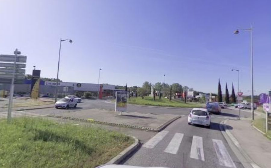 Vue du Rond-point anonyme n°24951933