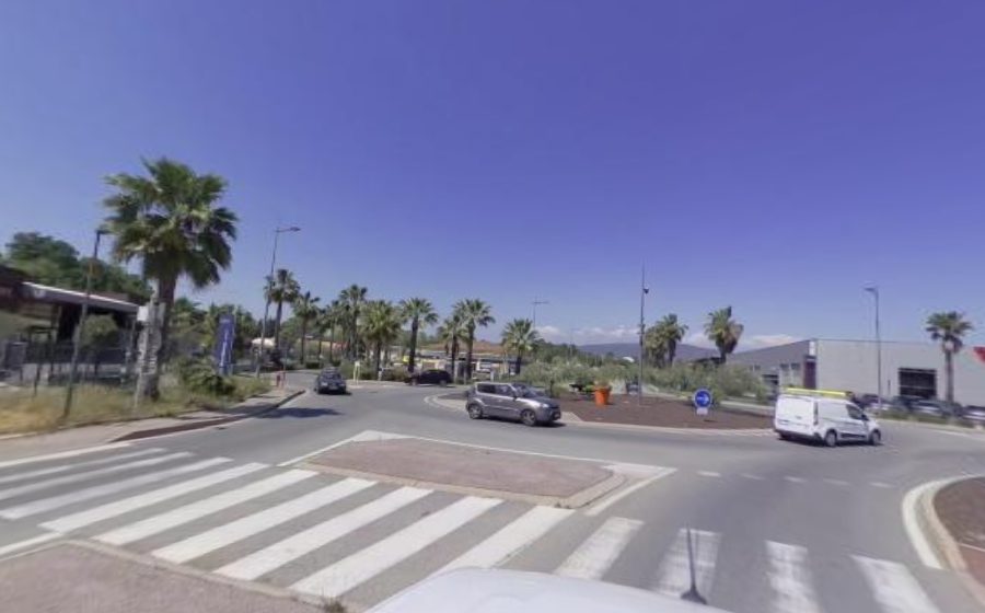 Vue du Rond-point anonyme n°251815201