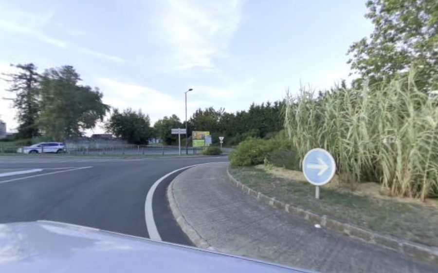 Vue du Rond-point anonyme n°25195853