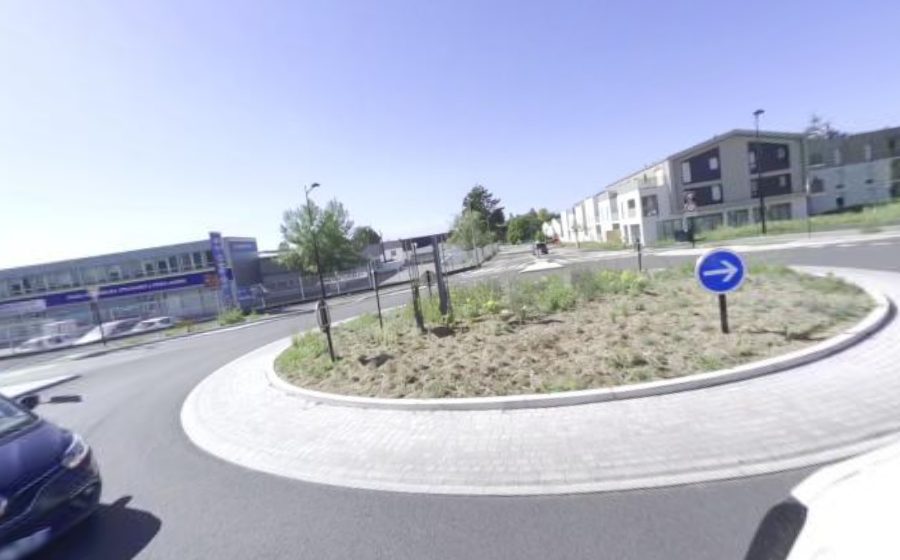 Vue du Rond-point anonyme n°25268597