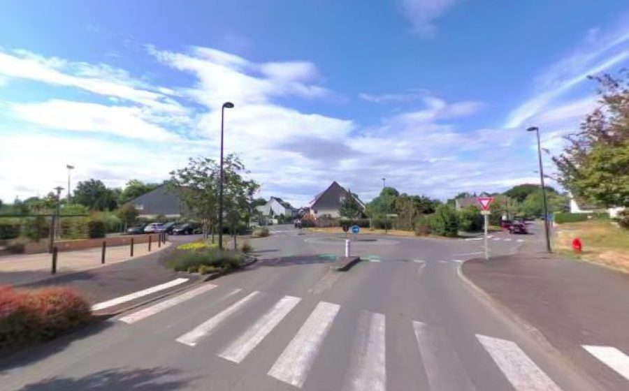 Vue du Rond-point anonyme n°253493075