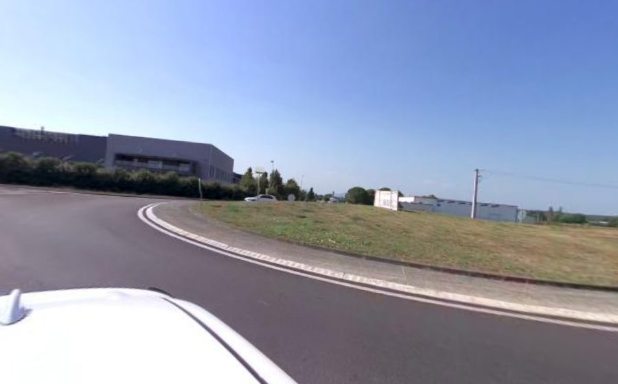 Vue du Rond-point anonyme n°254369371