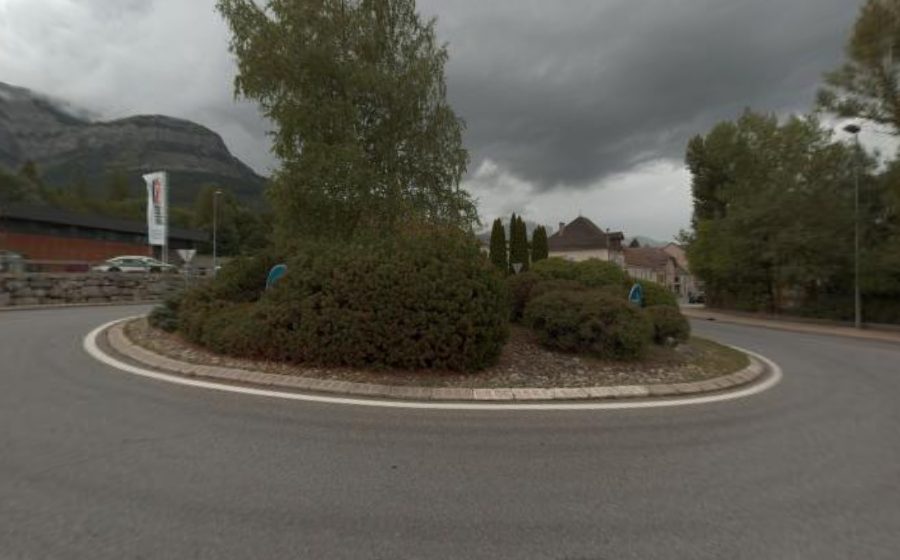 Vue du Rond-Point de Saint-Bonnet Les Barraques