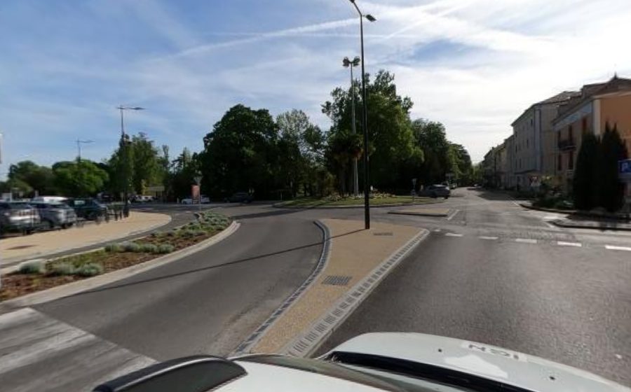 Vue du Rond-Point de l'Appel du 18 Juin 1940