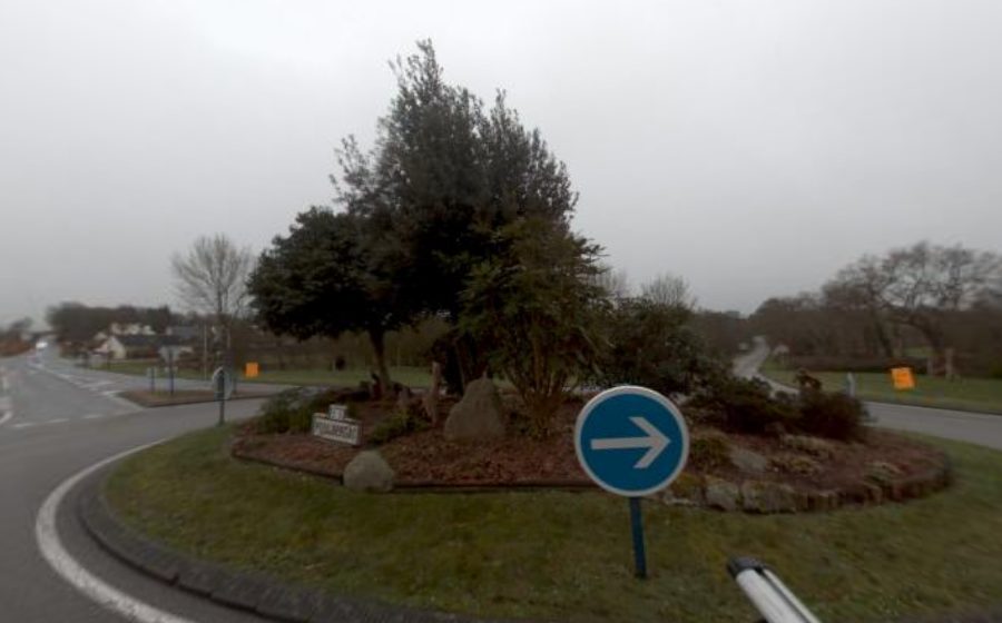 Vue du Rond-point anonyme n°25605356
