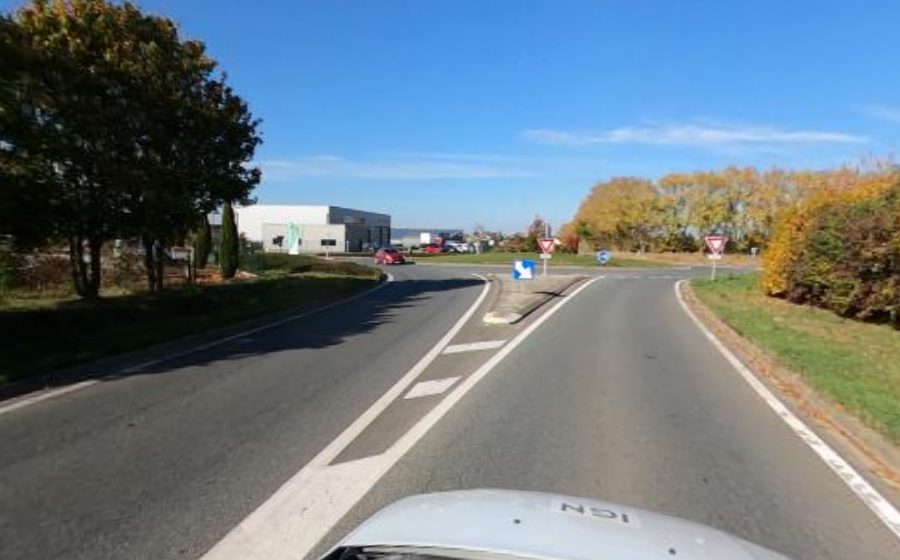 Vue du Rond-point anonyme n°256584061