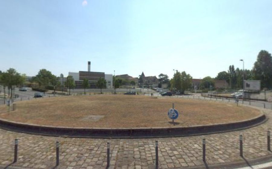 Vue du Rond-point anonyme n°25669158