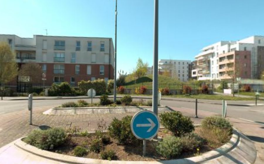 Vue du Rond-point anonyme n°257124507