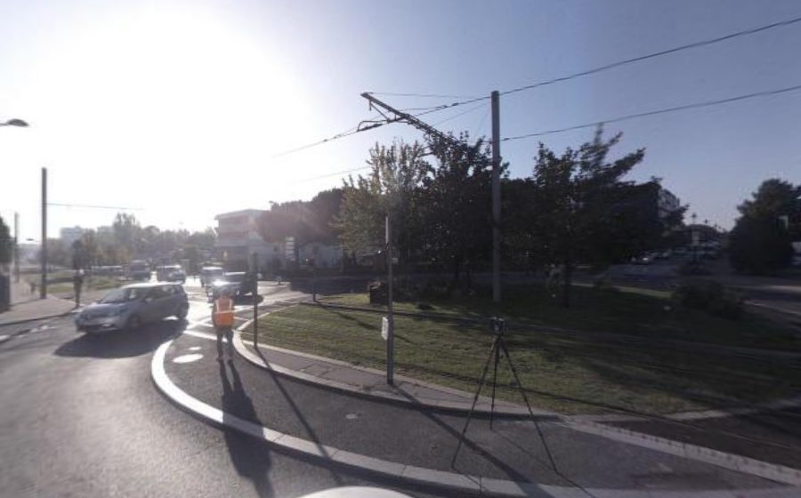 Vue du Rond-point anonyme n°25725696