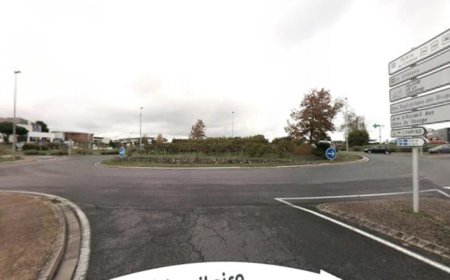 Vue du Rond-point anonyme n°25751228