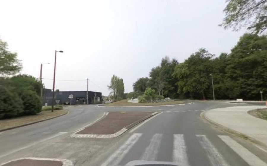 Vue du Rond-point anonyme n°25758893