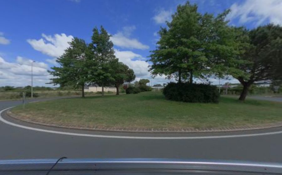 Vue du Rond-point anonyme n°25830641