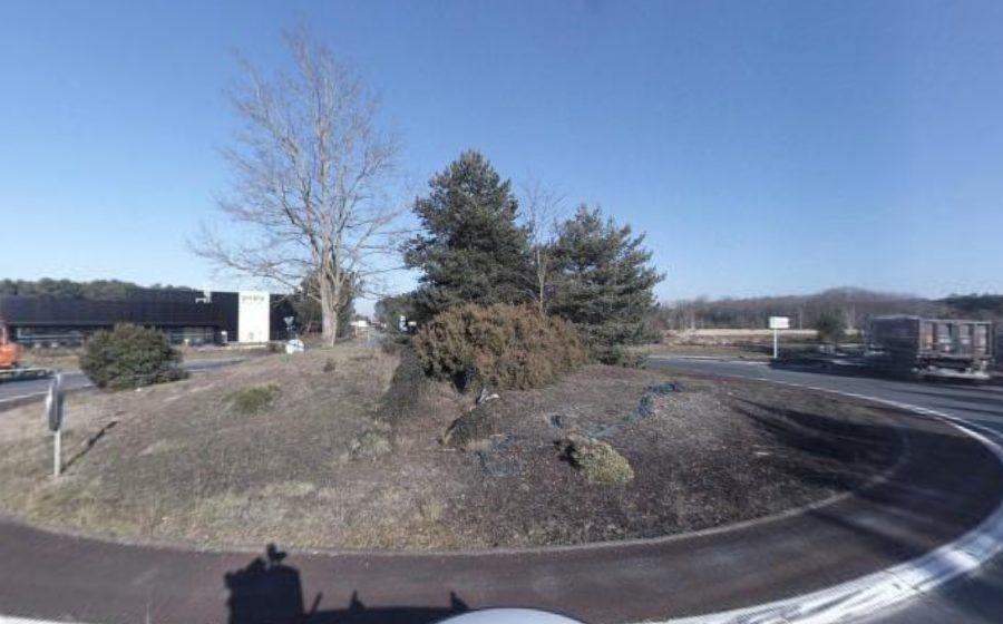 Vue du Rond-point anonyme n°25833469