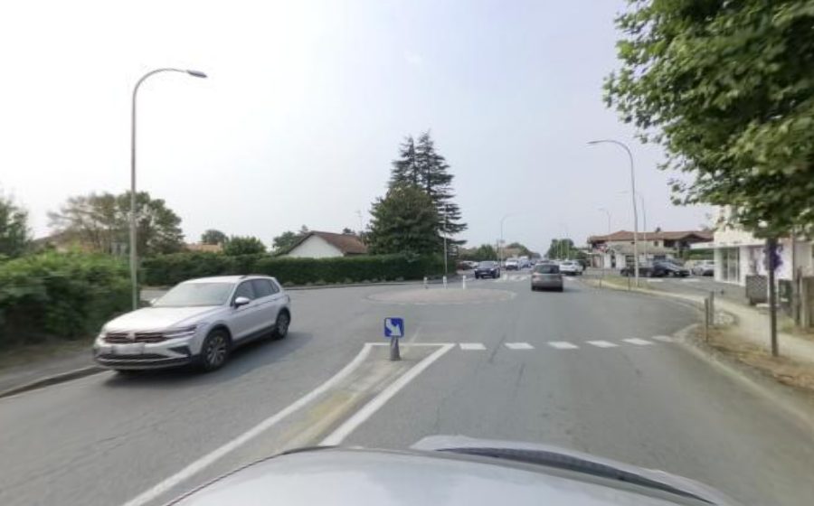 Vue du Rond-point anonyme n°258364033