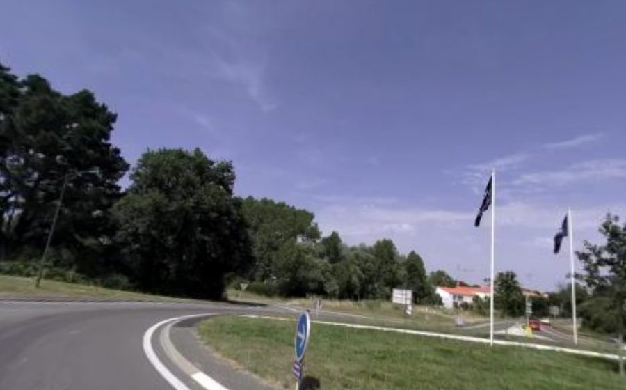 Vue du Rond-point anonyme n°25868694