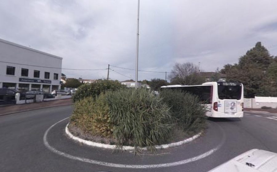 Vue du Rond-point anonyme n°25870993