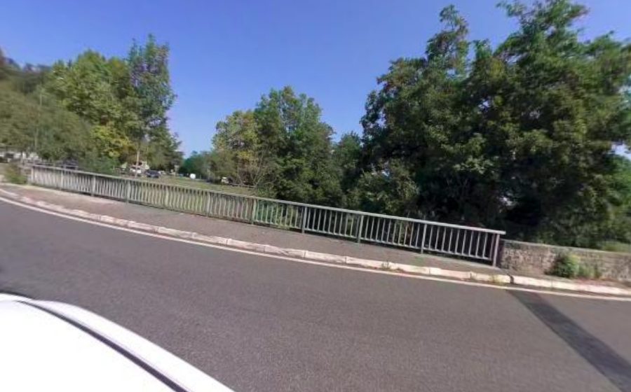 Vue du Rond-point anonyme n°26180469
