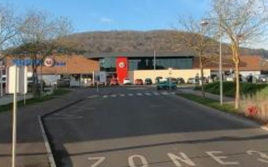 Vue du Rond-point anonyme n°262565506