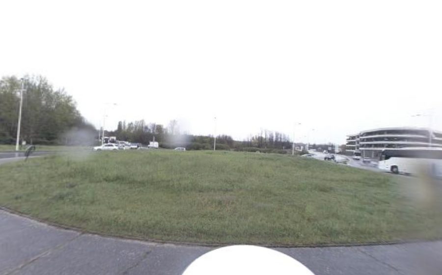 Vue du Rond-point anonyme n°26309328