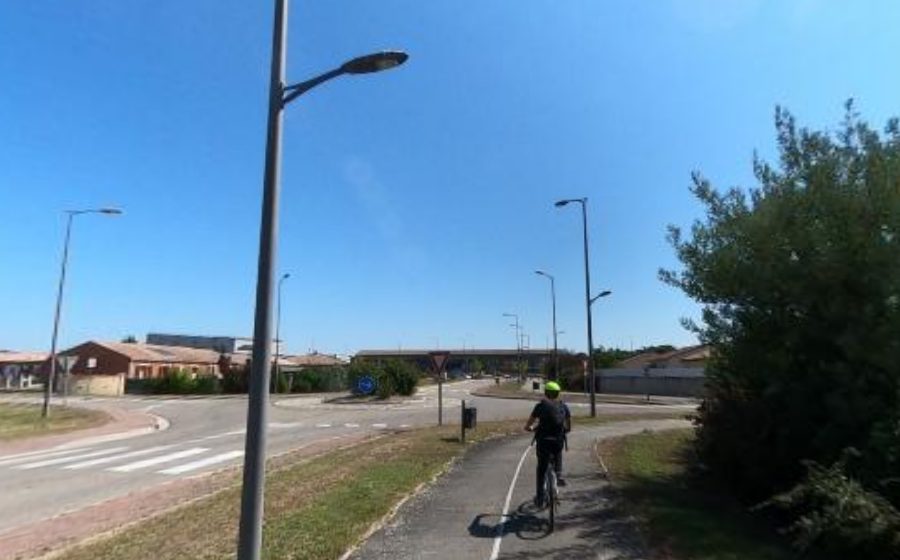Vue du Rond-point anonyme n°265034404