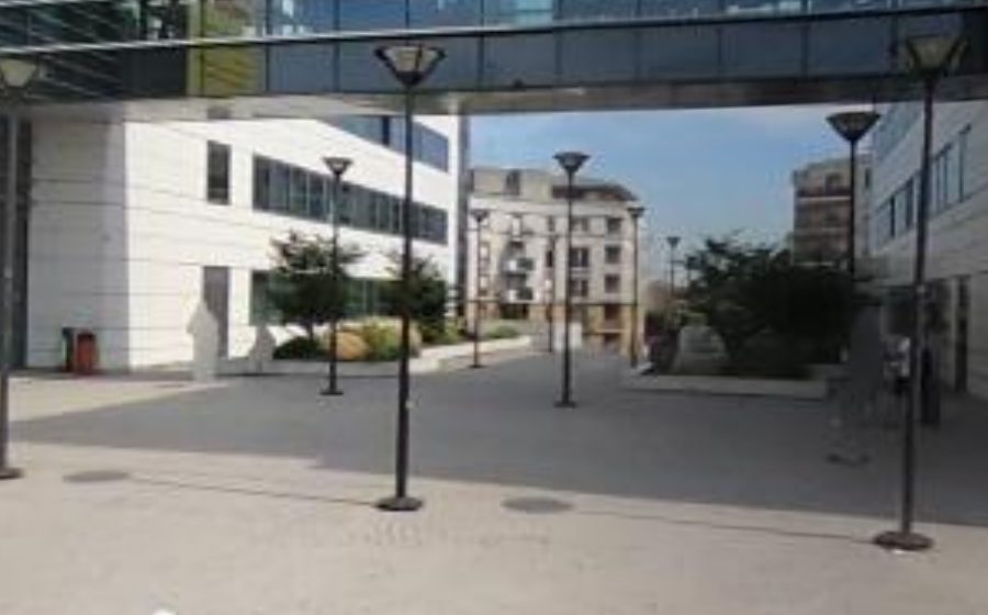 Vue du Rond-point anonyme n°265074904