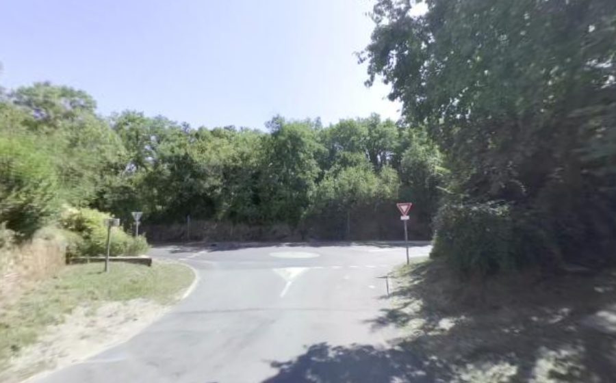 Vue du Rond-point anonyme n°266292878