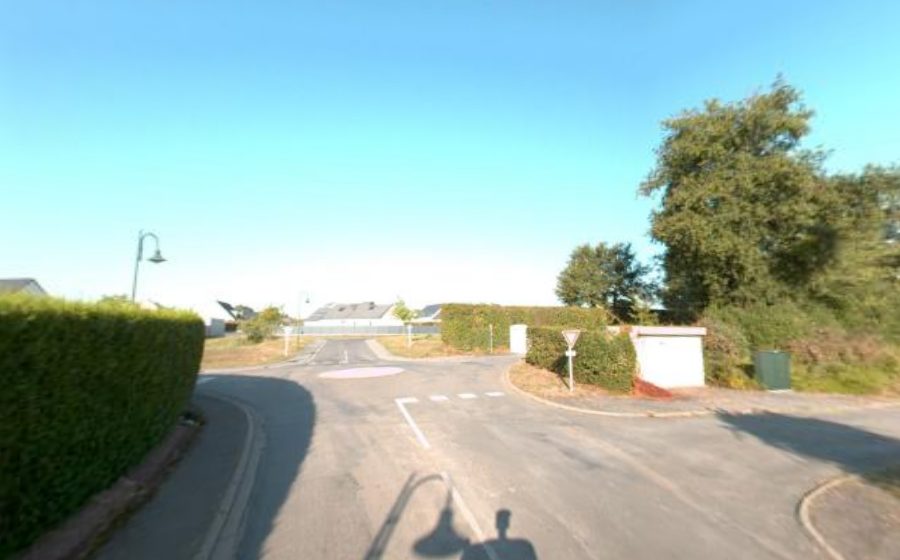Vue du Rond-point anonyme n°266695529