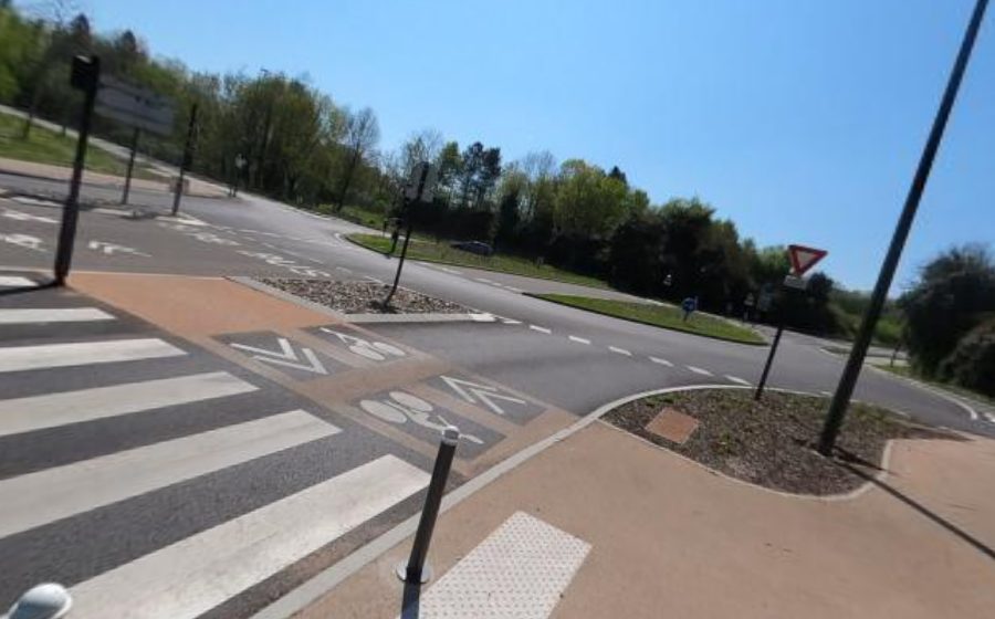 Vue du Rond-point anonyme n°26748113