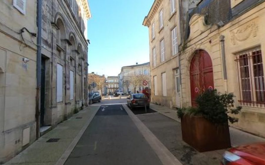 Vue de la Place René Princeteau