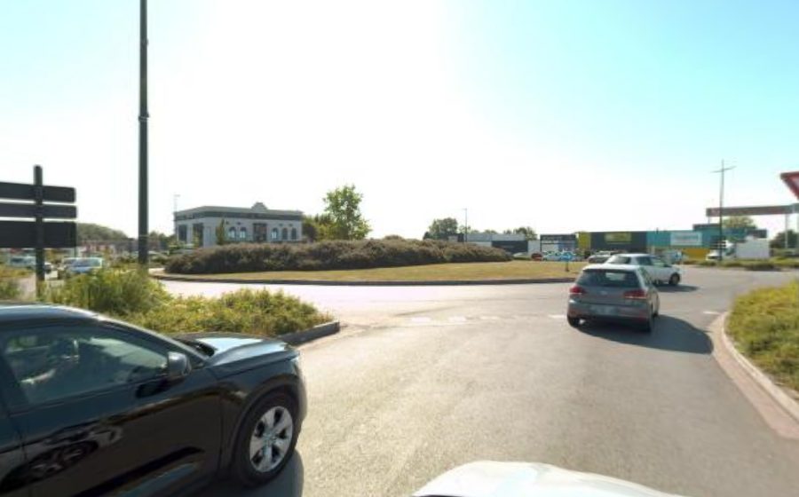 Vue du Rond-point anonyme n°26811471