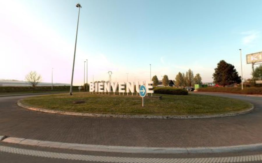 Vue du Rond-point anonyme n°26811477