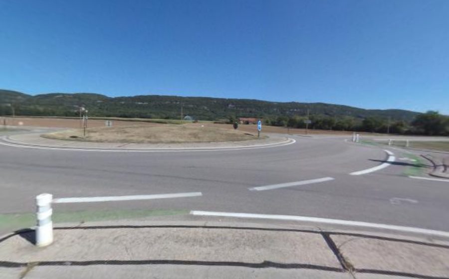 Vue du Rond-point anonyme n°268460367