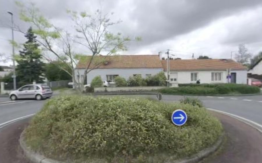 Vue du Rond-point anonyme n°26992959