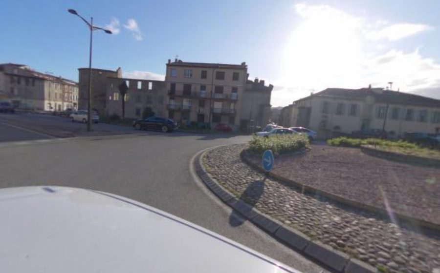 Vue du Rond-point anonyme n°27040141