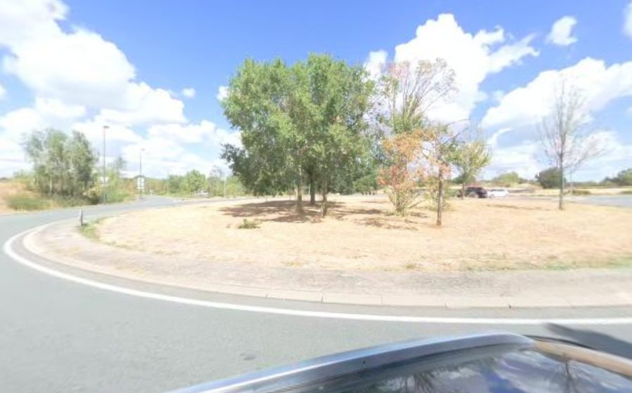 Vue du Rond-point anonyme n°27115864