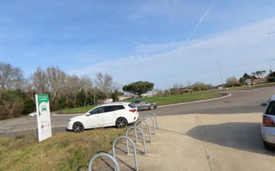 Vue du Rond-point anonyme n°27219720