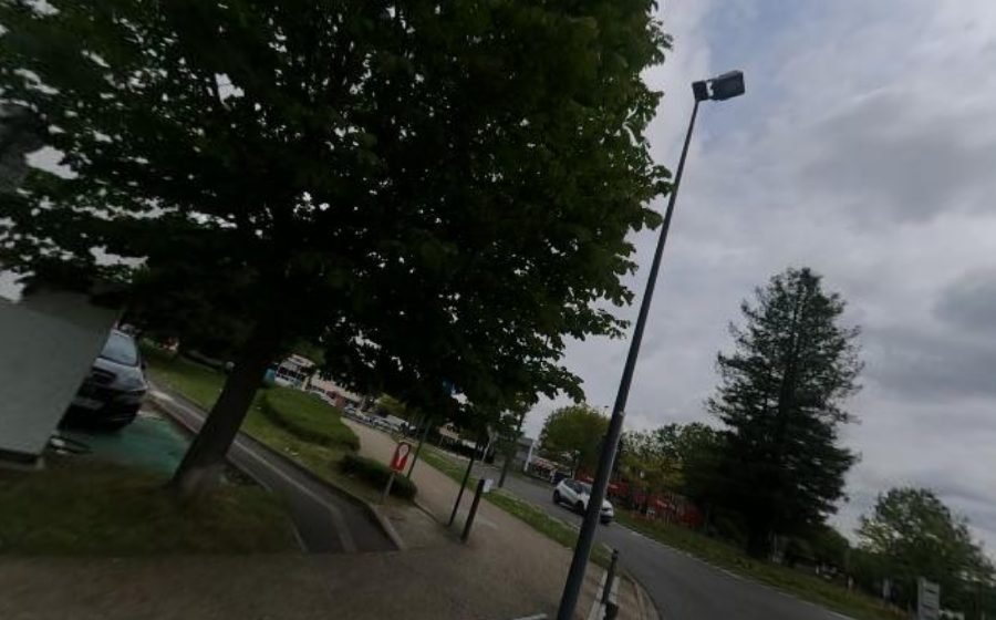 Vue du Rond-point anonyme n°27281414