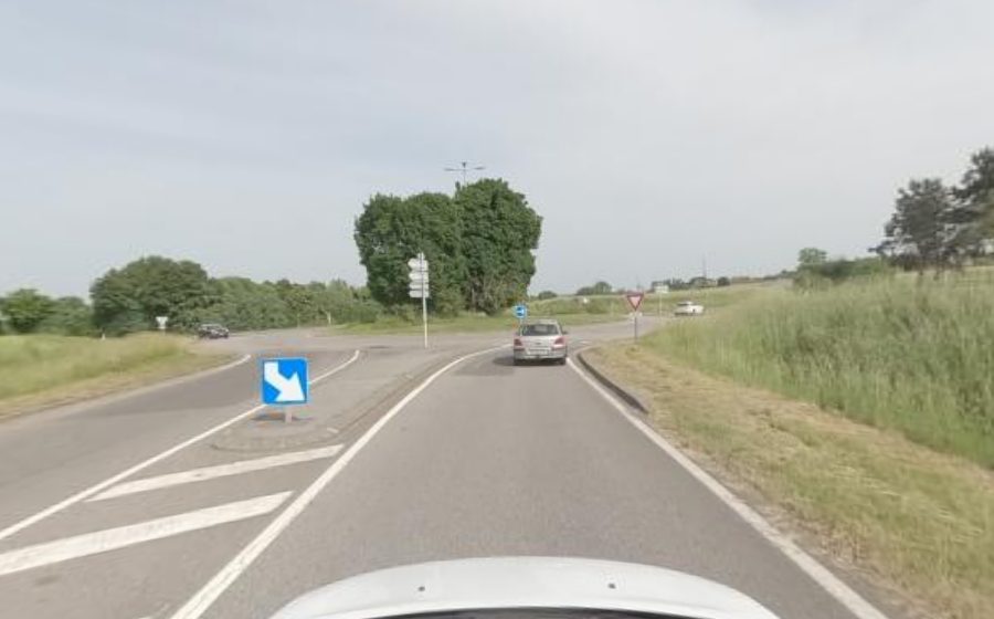 Vue du Rond-point anonyme n°273544281
