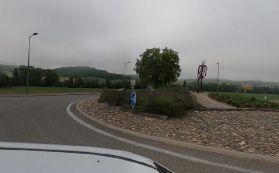 Vue du Rond-point anonyme n°273742219