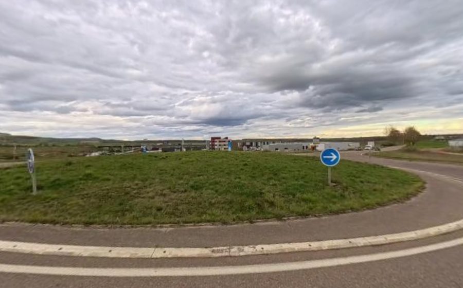 Vue du Rond-point anonyme n°273973083