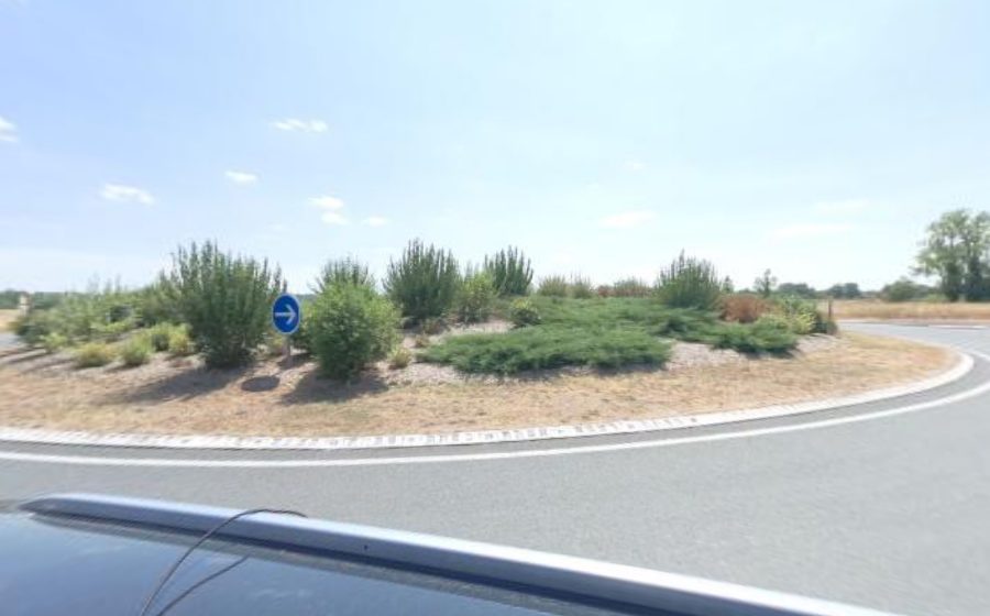 Vue du Rond-point anonyme n°274505827