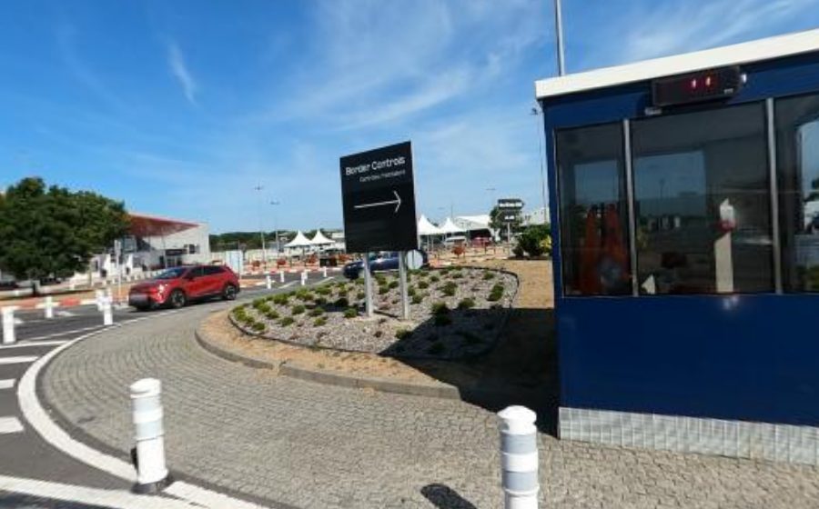 Vue du Rond-point anonyme n°27503328