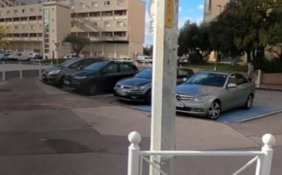 Vue du Rue Commissaire Général de la Marine Charles Fayal