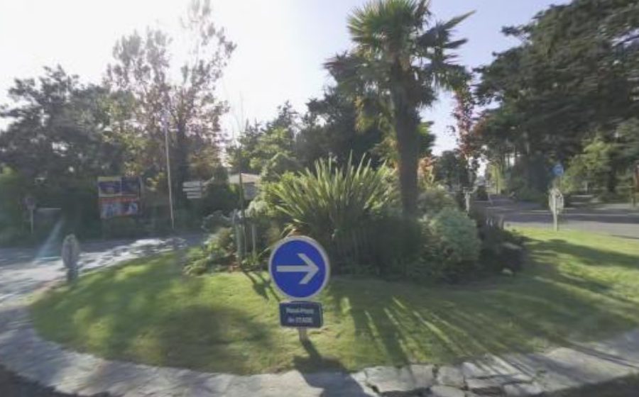 Vue du Rond-point anonyme n°27611493
