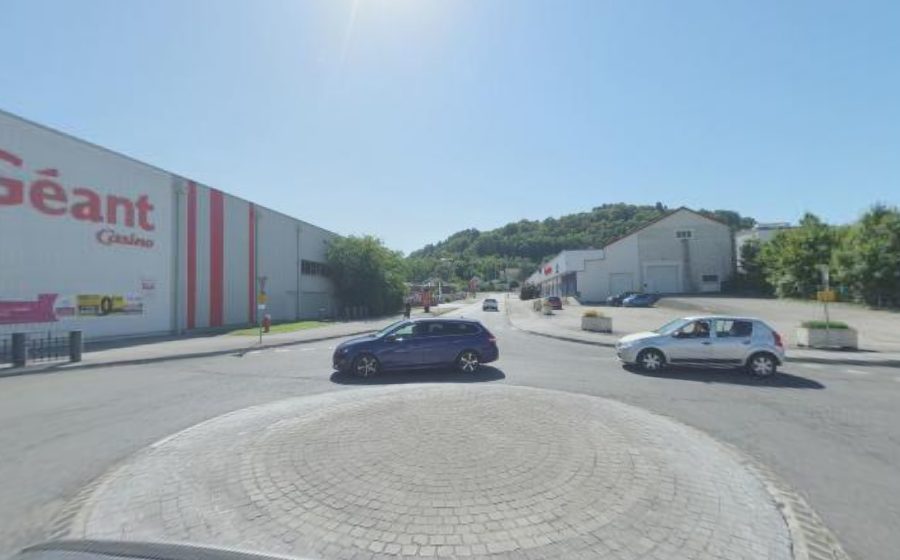 Vue du Rond-point anonyme n°276245606