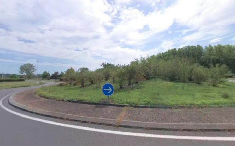 Vue du Rond-point anonyme n°27808881